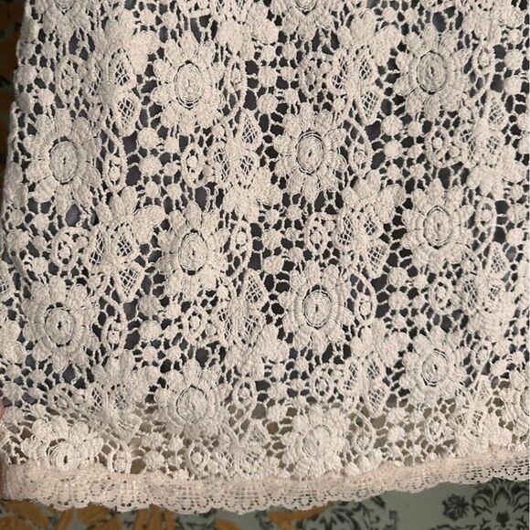 Kimchi Blue Urban Outfitters Crochet Lace Mini Skirt Ivory Blue 0 bv - Picture 2 of 4